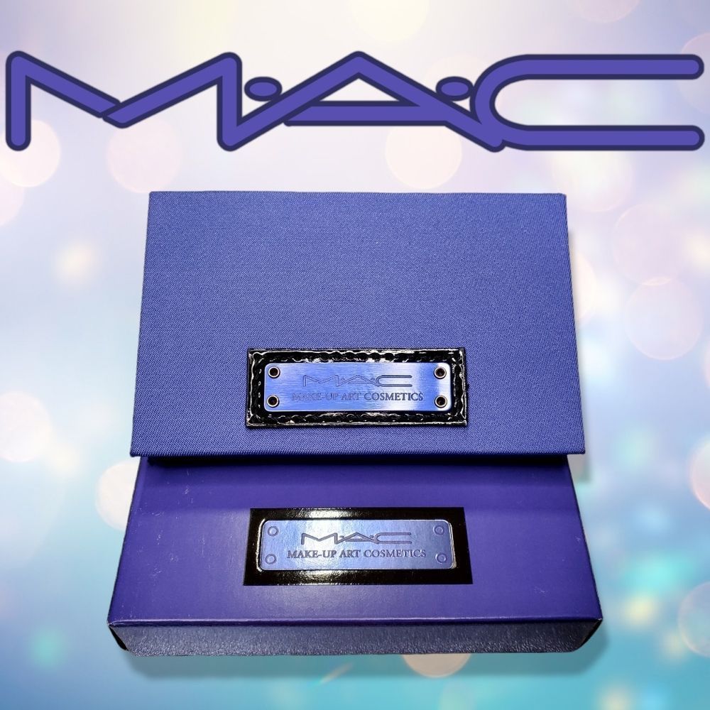 MAC Colour Forms: Cool Eyes Palette - Picture 2 of 3